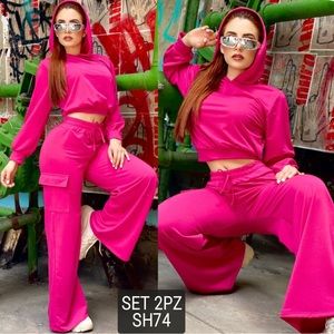 Fuschia/ hot pink wide leg set 💕 SOLD♦️♦️